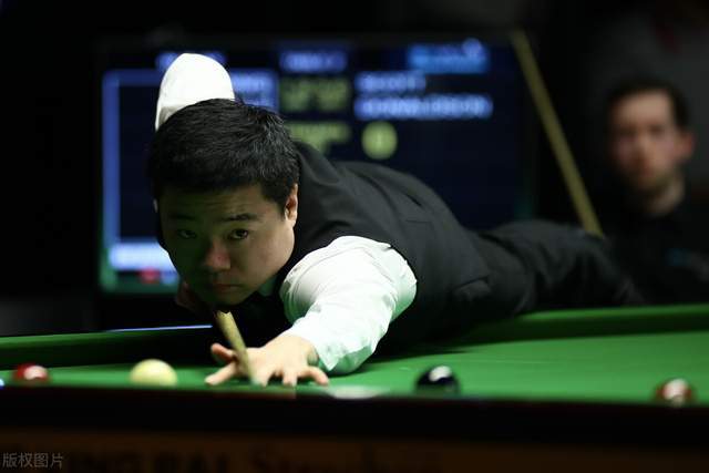 中双线运作 中双线运作