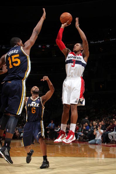 策略与独立 策略与独立